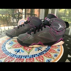 Air Jordan 7 Retro 30th GG Valentines Day Size 6Y
